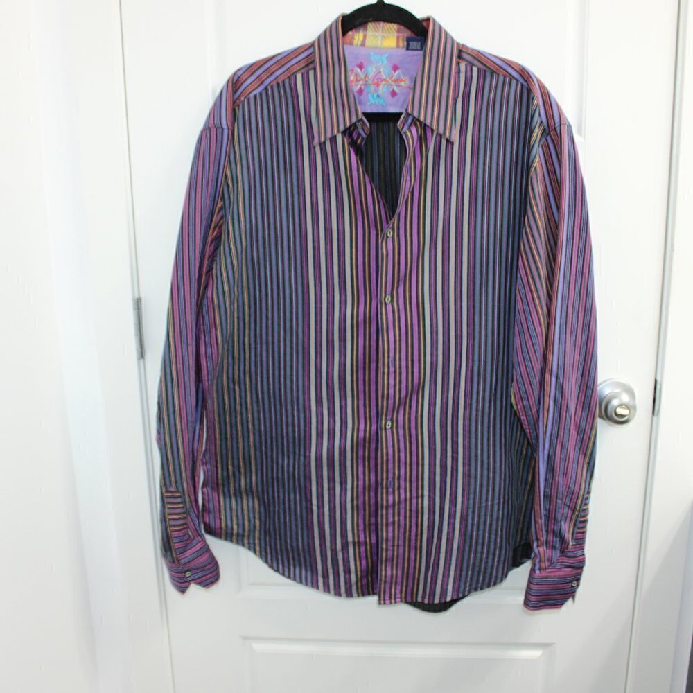 Robert Graham Multi Color Vertical Stripe Size XL‎